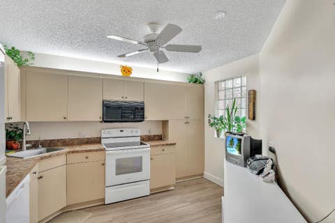 Tiny photo for 4101 Coral Tree Circle #116, Coconut Creek, FL 33073 (MLS # F10531182)