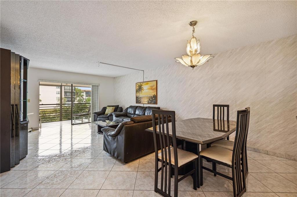 Lakes of Carriage Hills - Residential