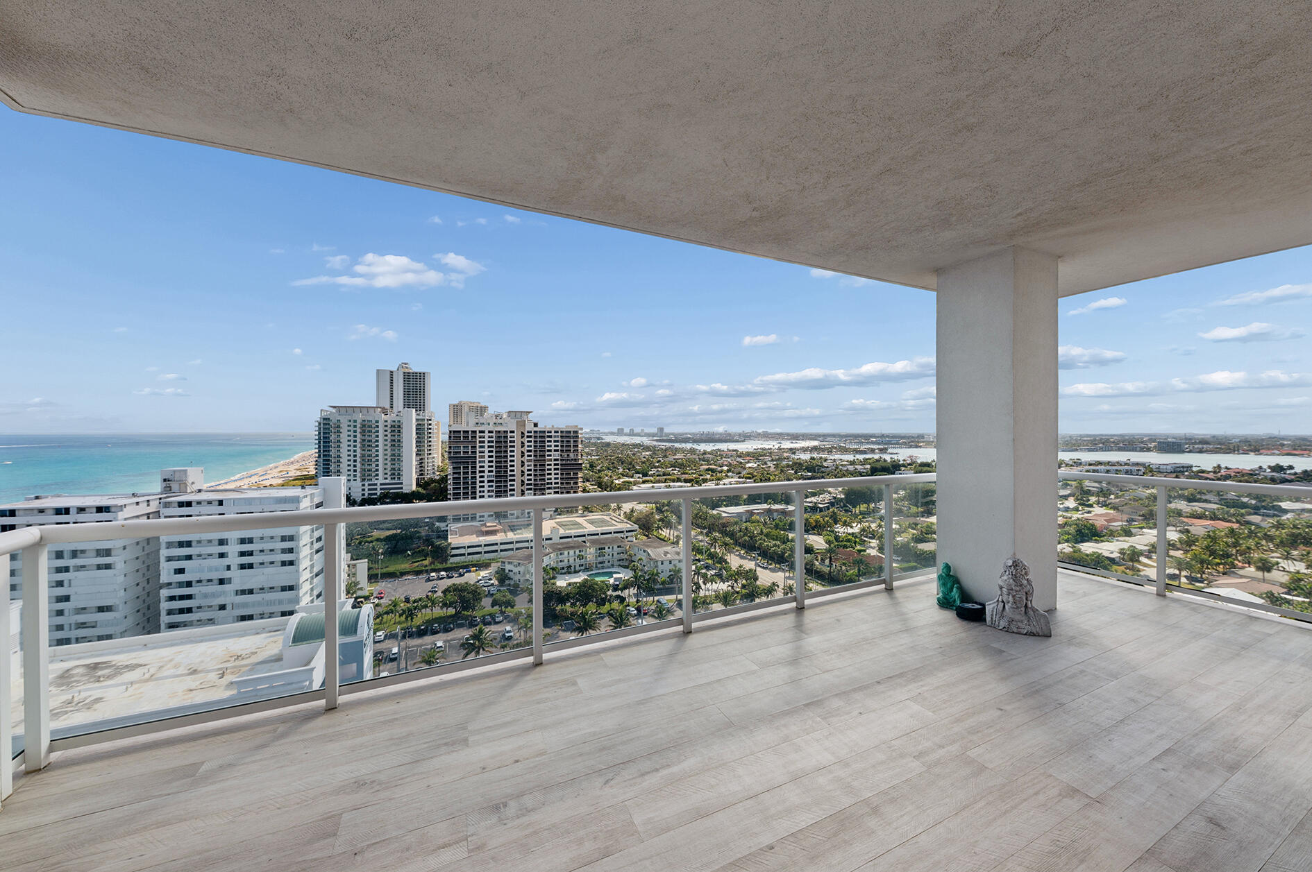 VISTABLUE SINGER ISLAND CONDO - Residential