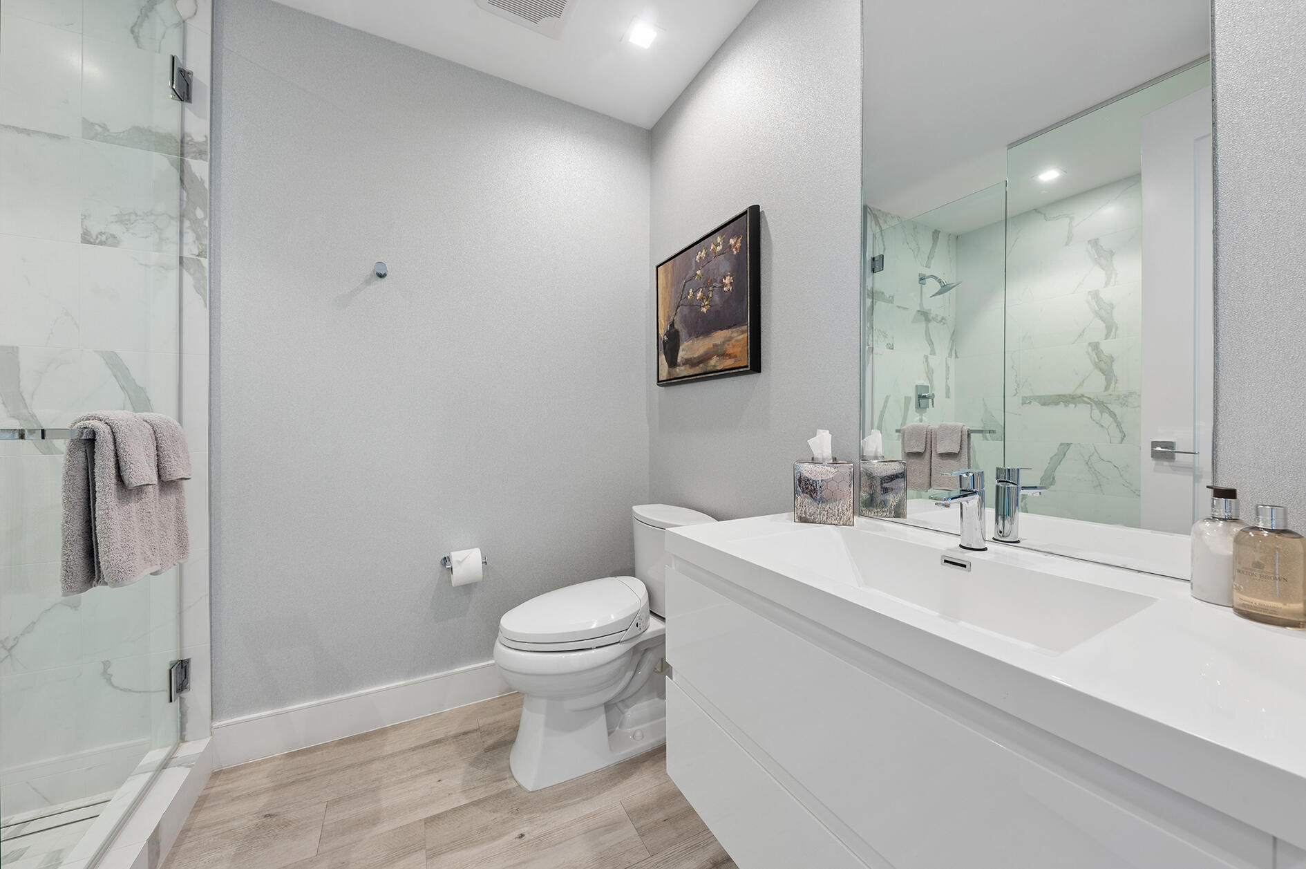 VISTABLUE SINGER ISLAND CONDO - Residential