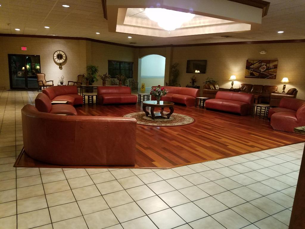 COUNTRY CLUB APTS AT BONAVENTURE 32 CONDO - Residential Lease