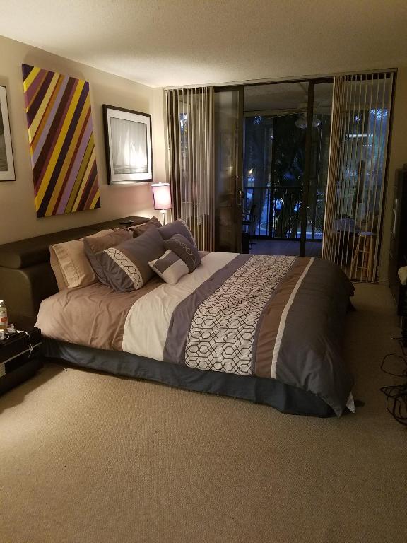 COUNTRY CLUB APTS AT BONAVENTURE 32 CONDO - Residential Lease