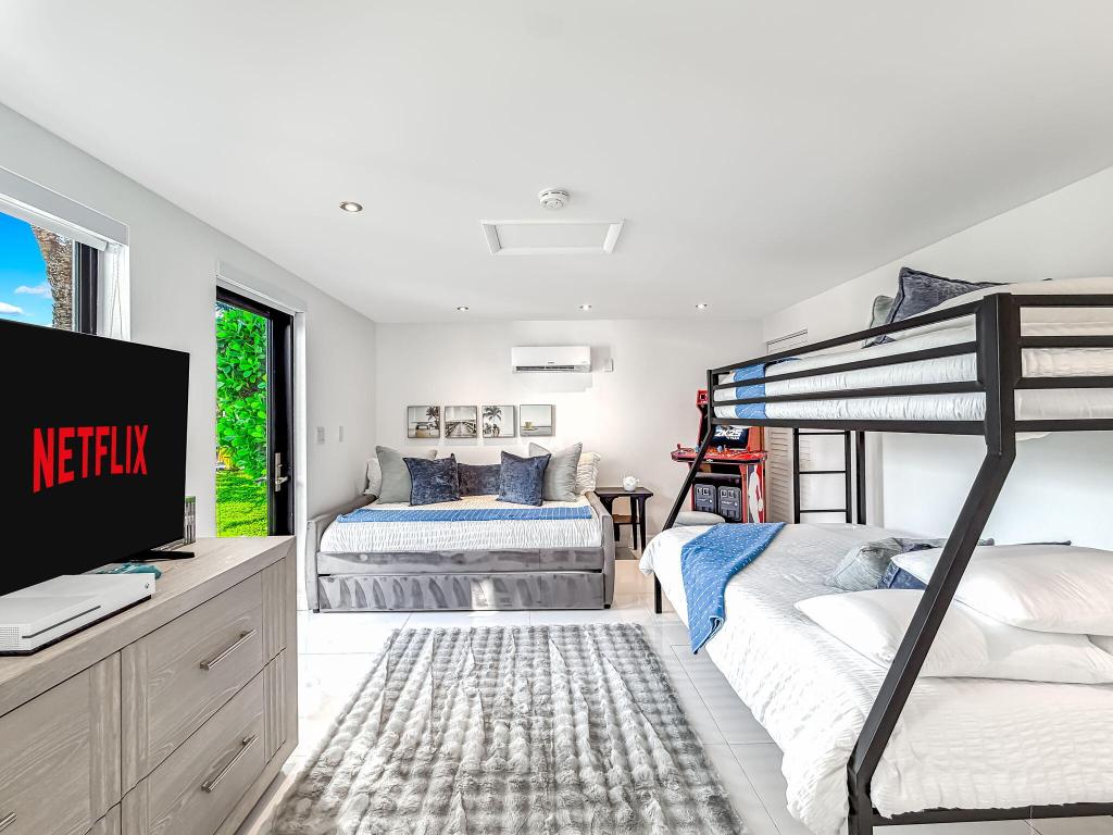 POMPANO ISLES SEC - Residential Lease