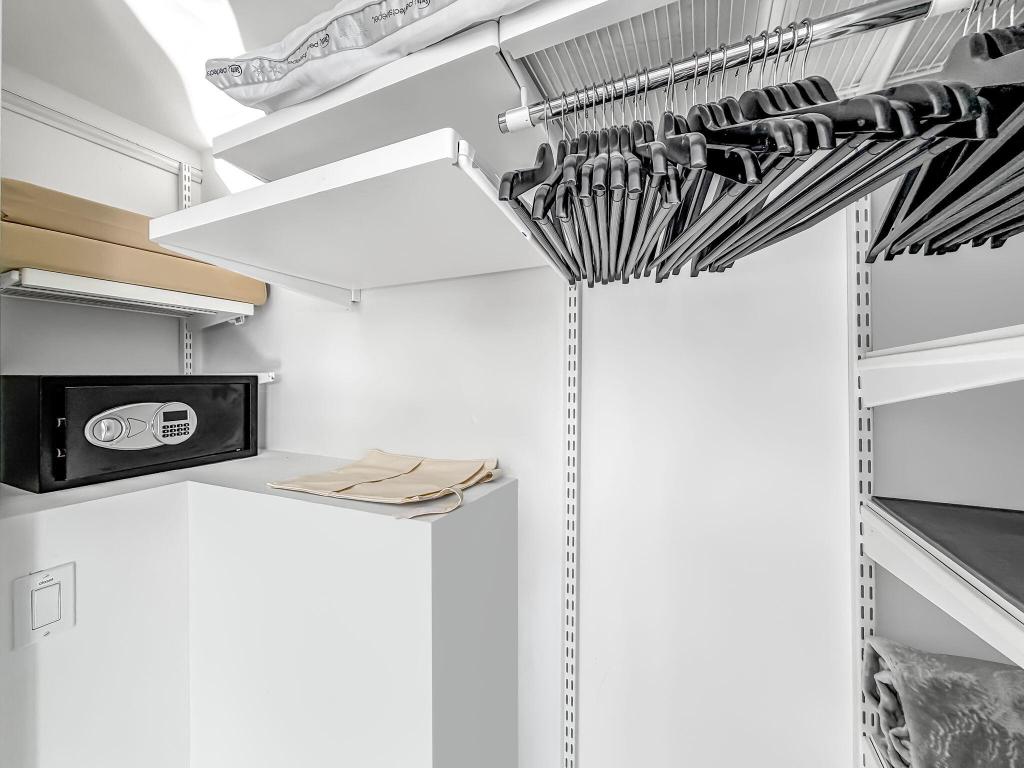 POMPANO ISLES SEC - Residential Lease