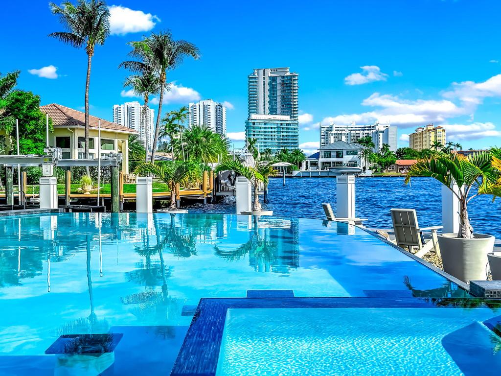 POMPANO ISLES SEC - Residential Lease