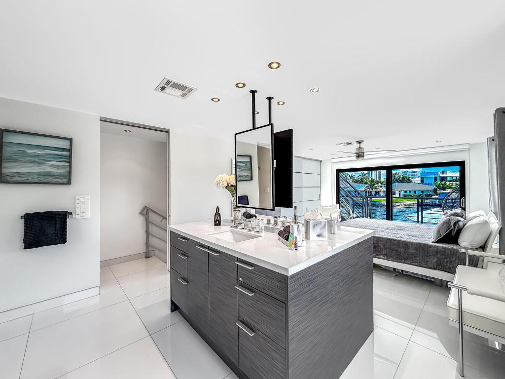 POMPANO ISLES SEC - Residential Lease