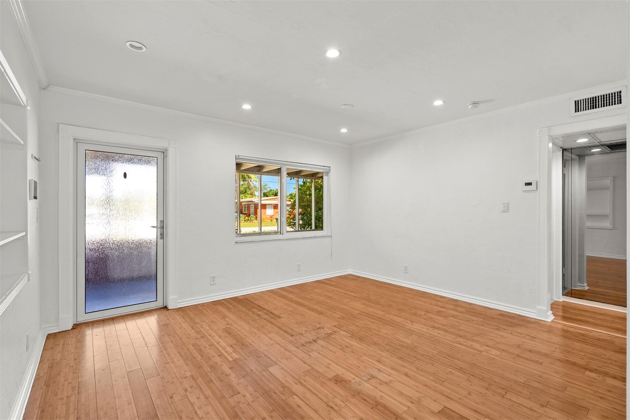 Holland Sub 23-40 B - Residential