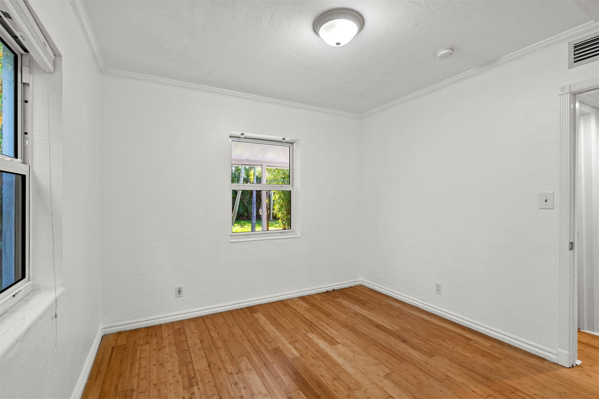 Holland Sub 23-40 B - Residential