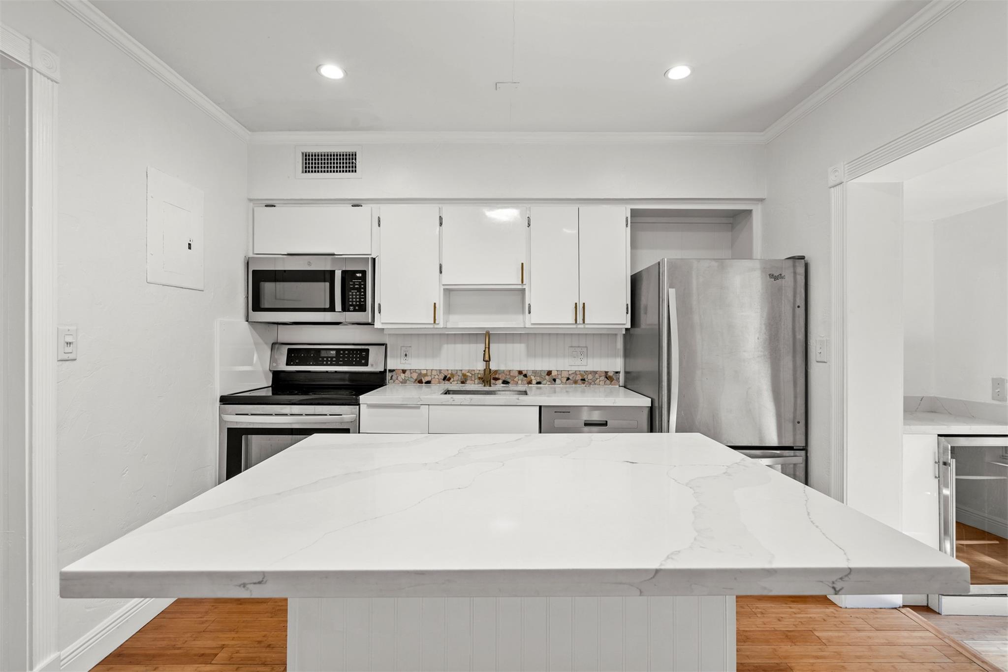 Holland Sub 23-40 B - Residential