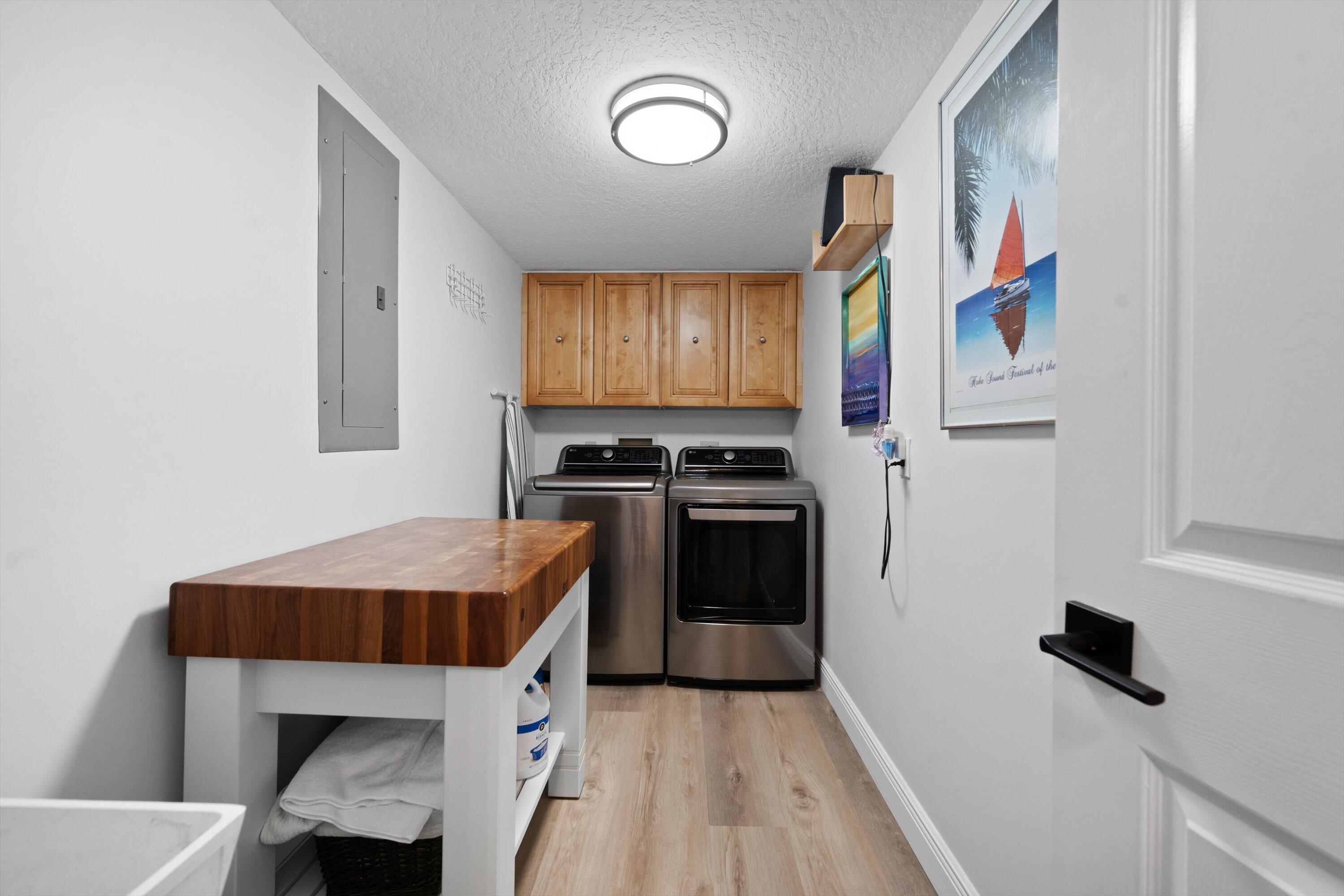 WEST BAY AT JONATHANS LANDING CONDO - Residential