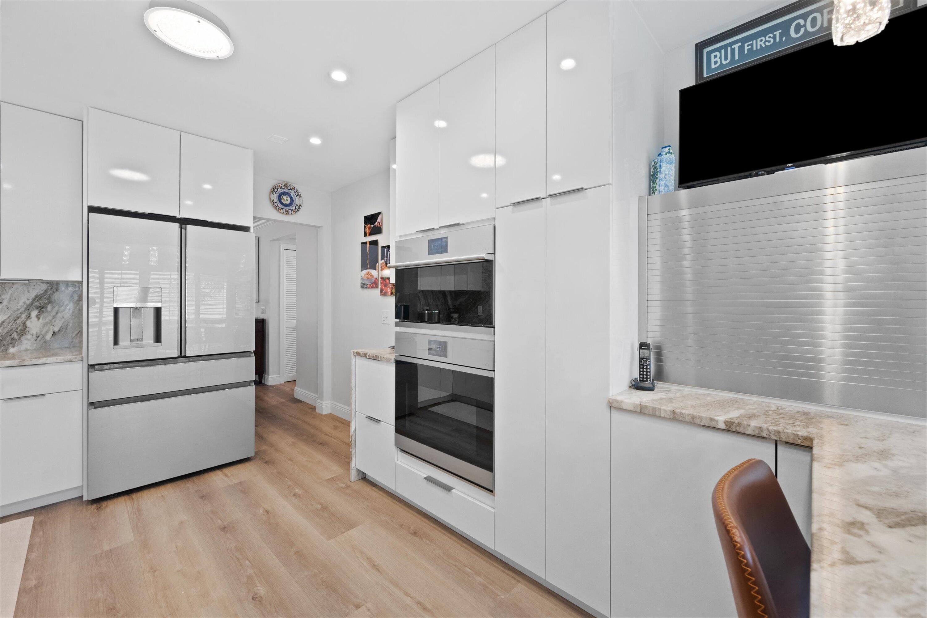 WEST BAY AT JONATHANS LANDING CONDO - Residential