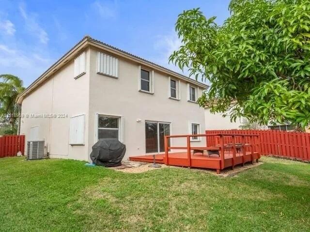 GROVE COMMERCIAL CENTER - Residential