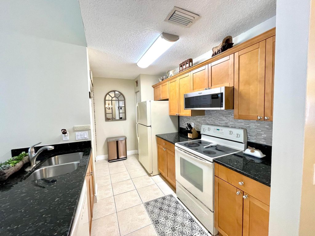 Photo of 1071 Goldenrod Road, Wellington, FL 33414 (MLS # R10987335)