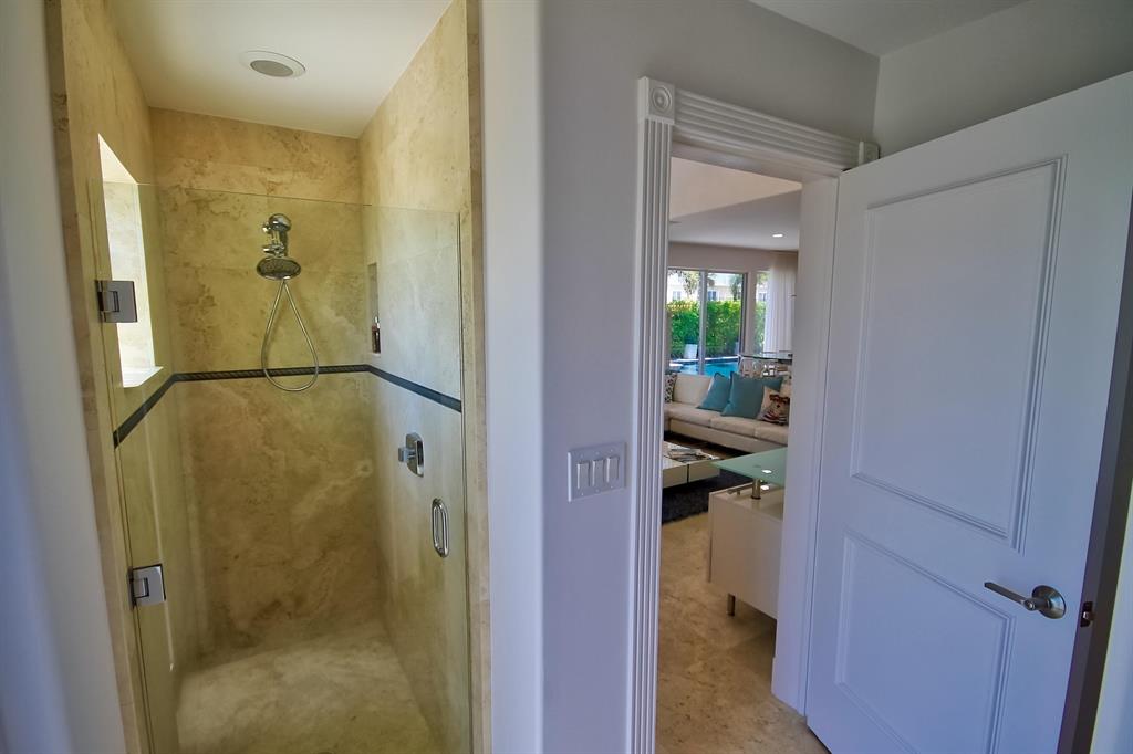 TROPIC ISLE 4TH SEC - Residential