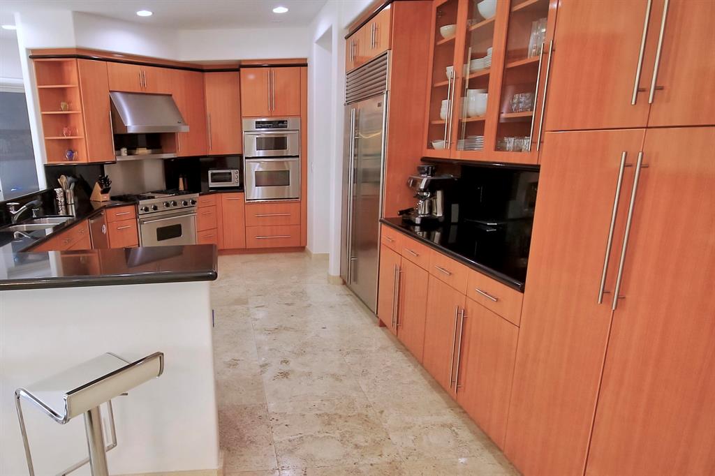 TROPIC ISLE 4TH SEC - Residential