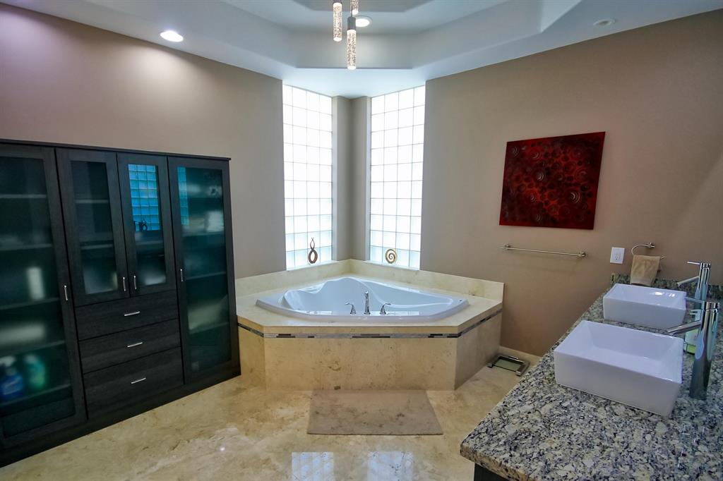 TROPIC ISLE 4TH SEC - Residential