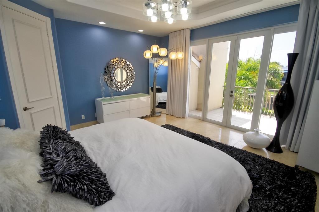 TROPIC ISLE 4TH SEC - Residential