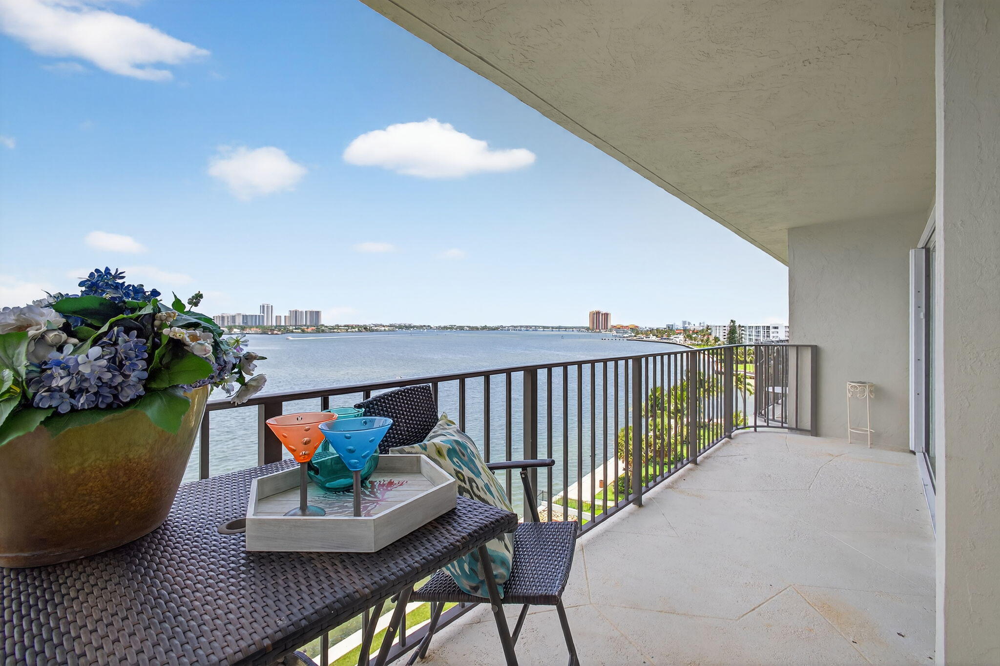 LAKE HARBOUR TOWERS CONDO - Residential Lease