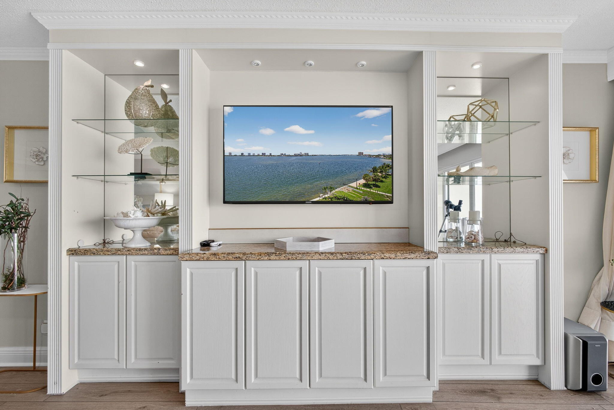 LAKE HARBOUR TOWERS CONDO - Residential Lease