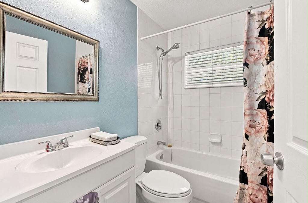 Photo of 2673 SW ABELARD ST, Port Saint Lucie, FL 34953 (MLS # B26081053)