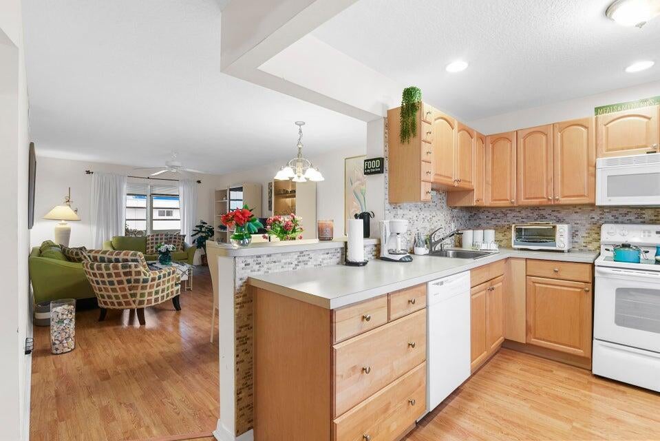 130 NE 26TH Avenue 4070