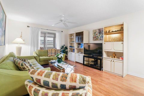 Tiny photo for 130 NE 26TH Avenue #4070, Boynton Beach, FL 33435 (MLS # B26090521)