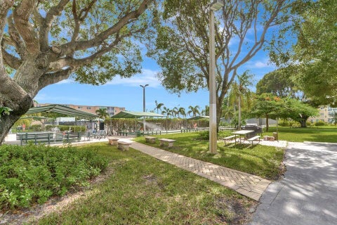 Tiny photo for 130 NE 26TH Avenue #4070, Boynton Beach, FL 33435 (MLS # B26090521)