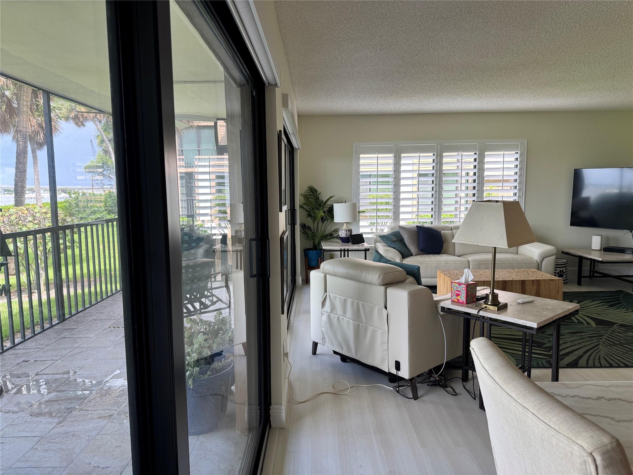 Riverwood Condo Ph E Irp - Residential Lease