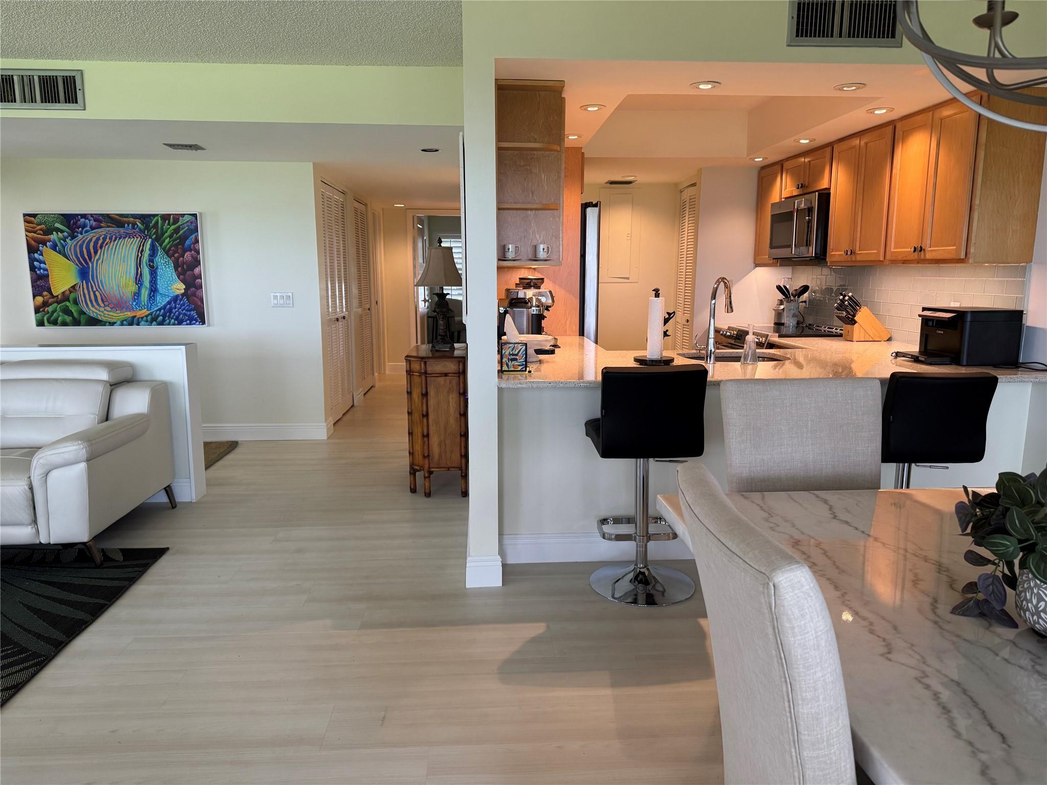 Riverwood Condo Ph E Irp - Residential Lease