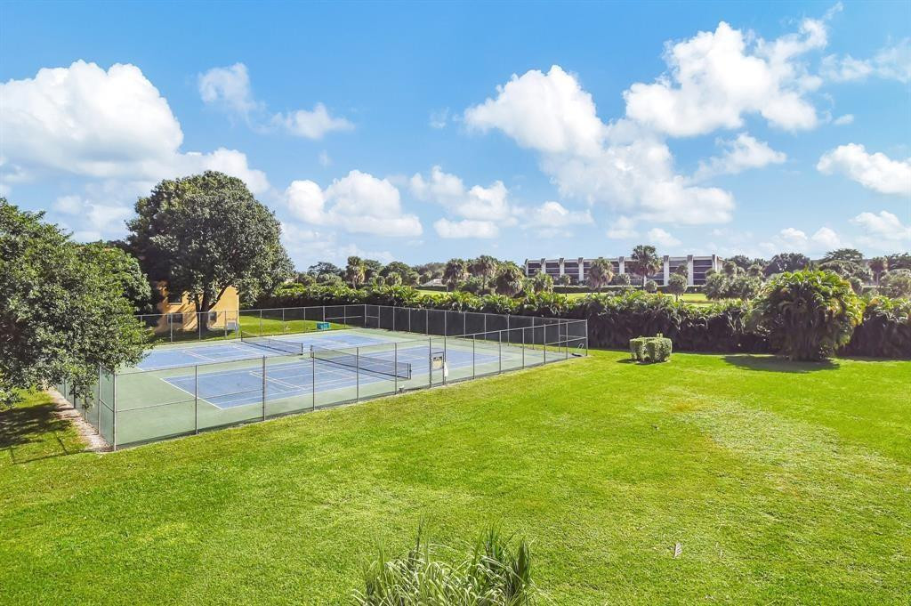 9818 Marinaa Boulevard 1226