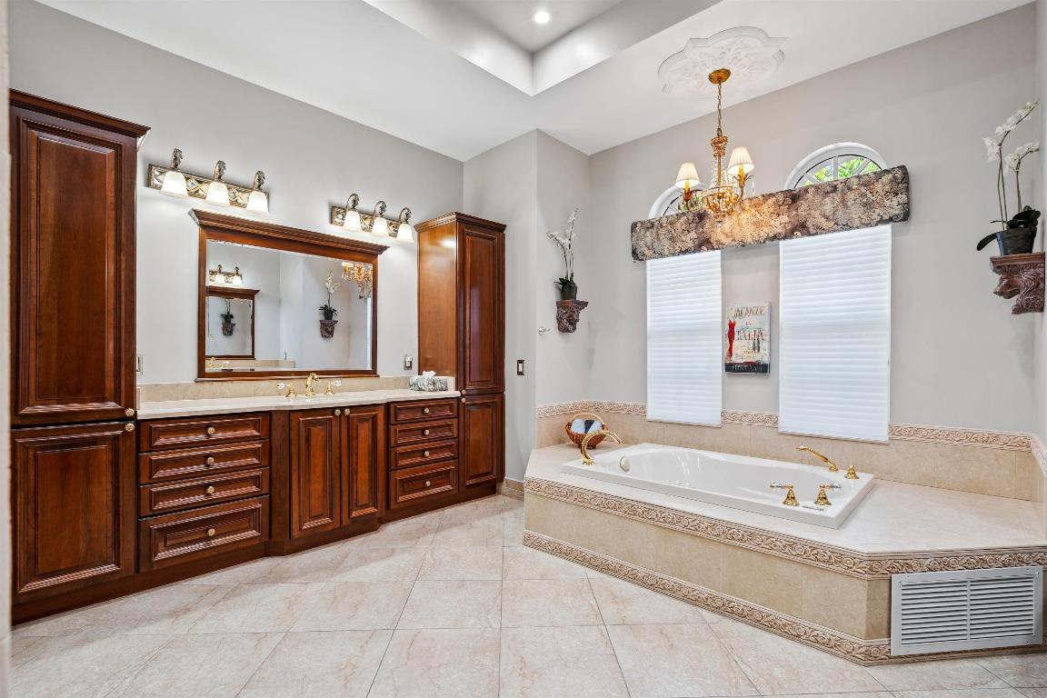 Pine Tree Estates - Residential