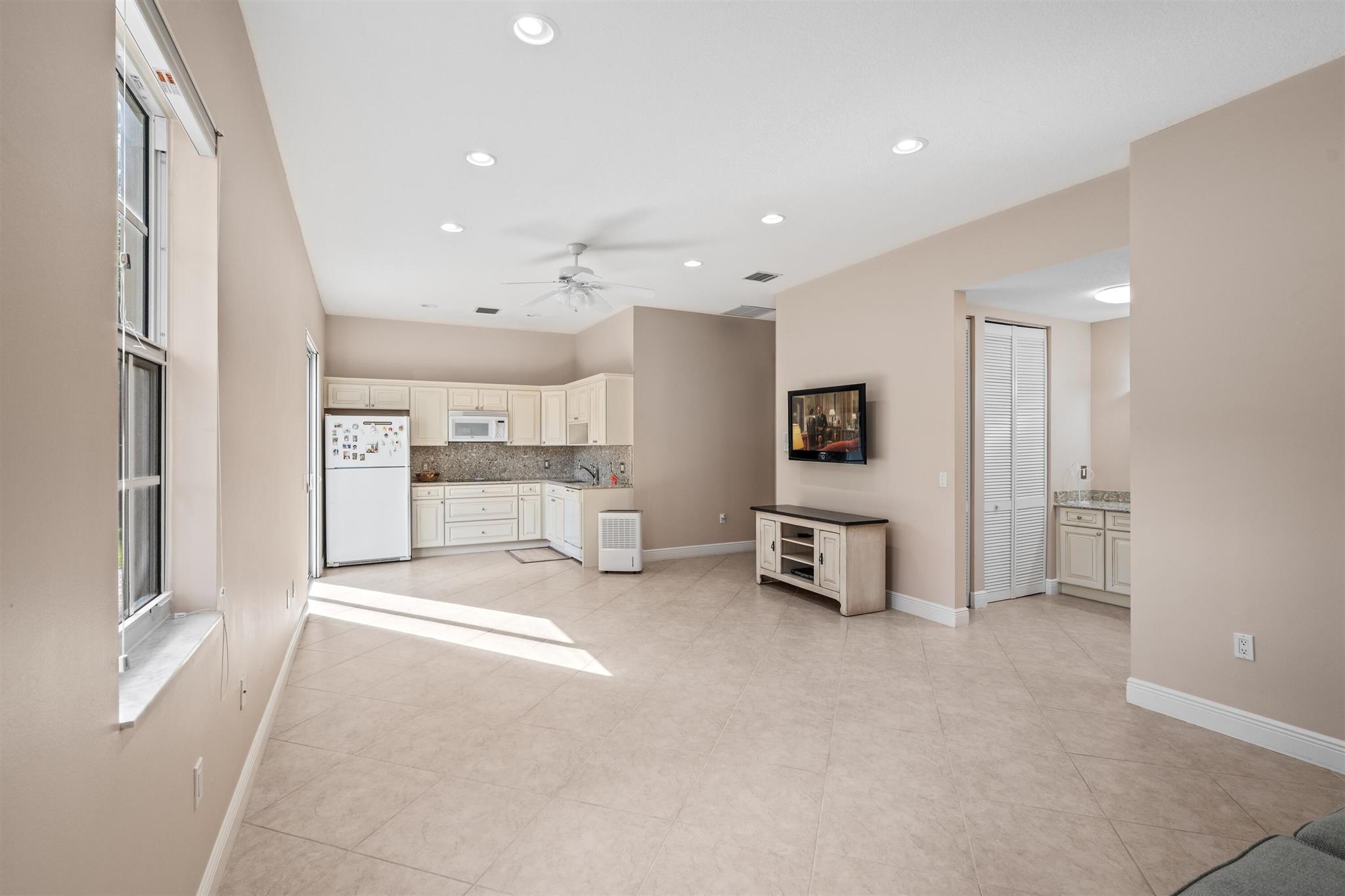 Pine Tree Estates - Residential