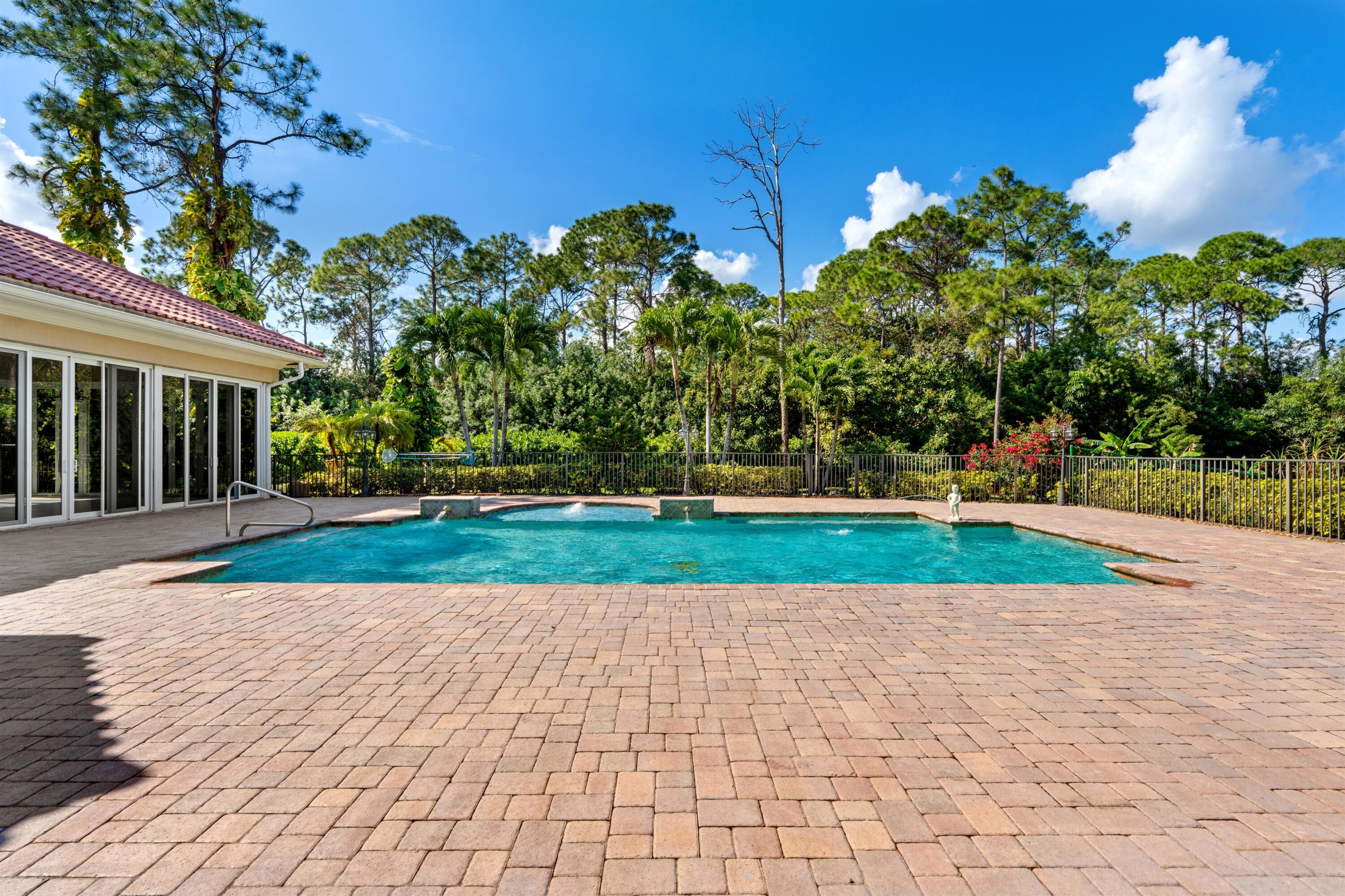 Pine Tree Estates - Residential