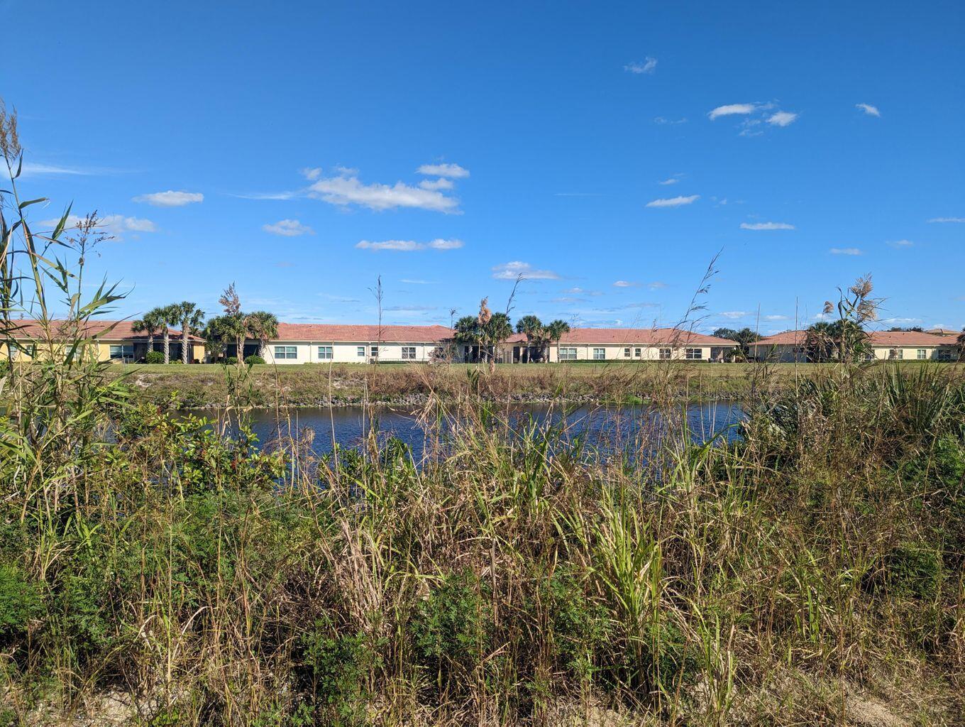 VERANO SOUTH PUD 1 - POD C - PLAT NO. 4 - Residential Lease