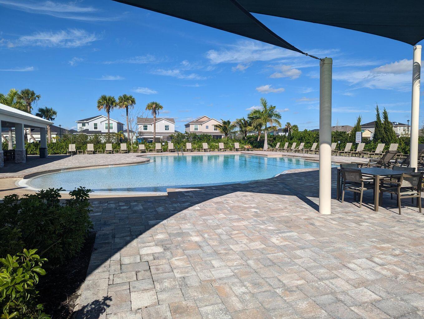 VERANO SOUTH PUD 1 - POD C - PLAT NO. 4 - Residential Lease