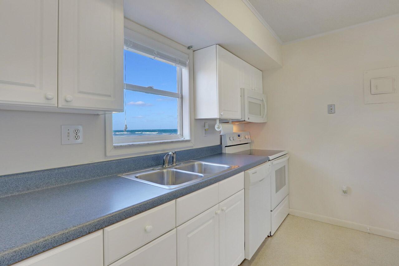 Little Ocean Place - Residential Lease