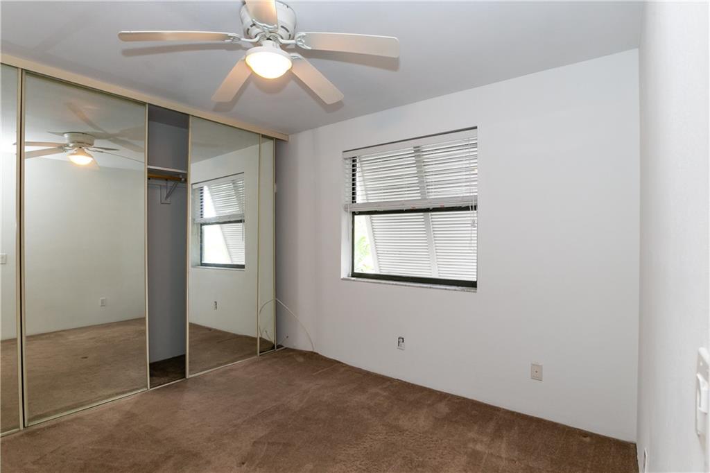 VILLAS LAKES TOWNHOUSES - Residential