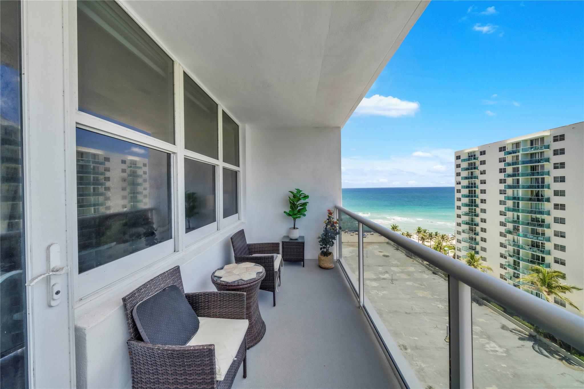 3725 S Ocean Dr 1220