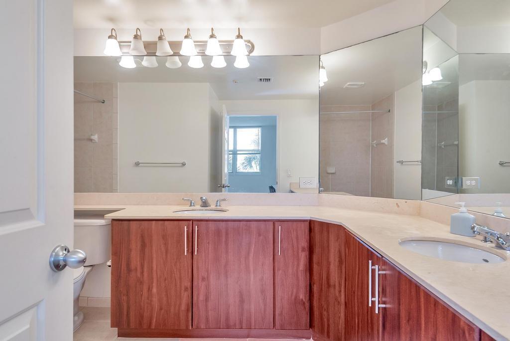 Lauderdale One - Residential