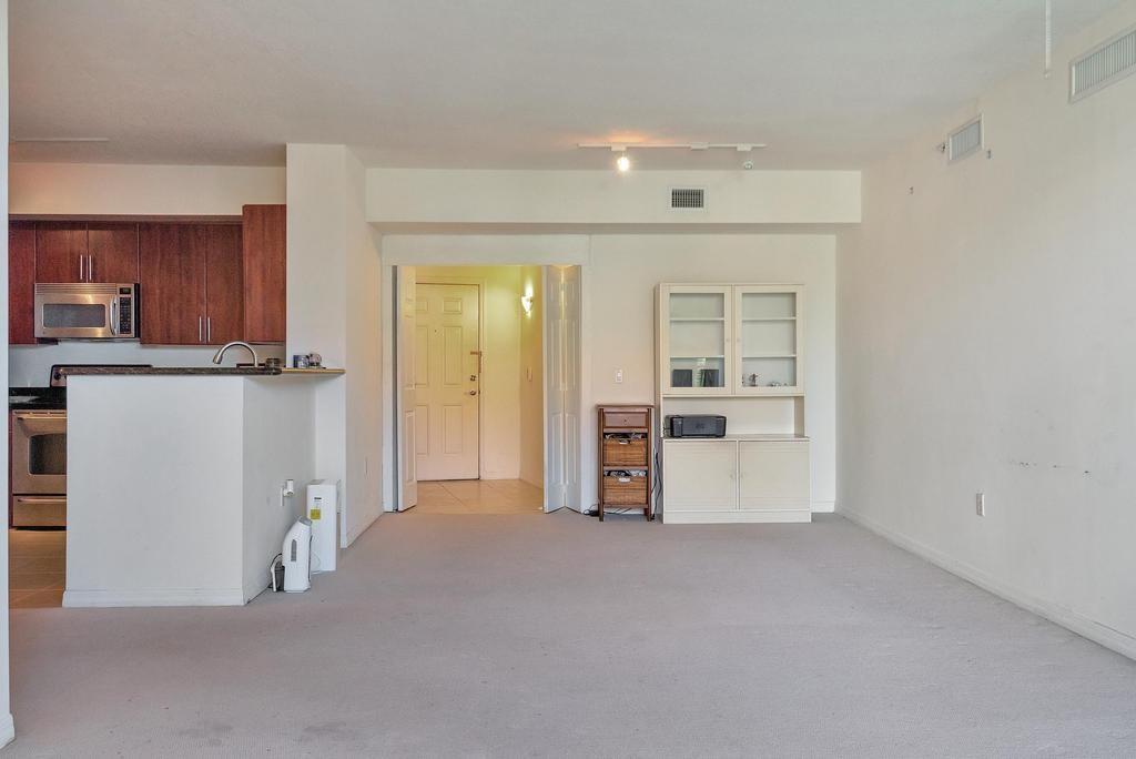 Lauderdale One - Residential