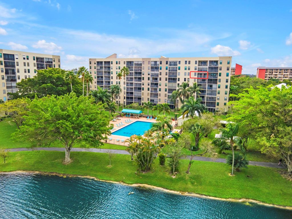 Photo of 2205 S Cypress Bend Drive #702, Pompano Beach, FL 33069 (MLS # F10419338)