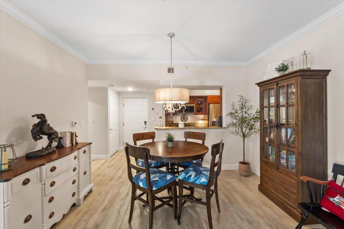 HARBORAGE YACHT CONDO - Residential