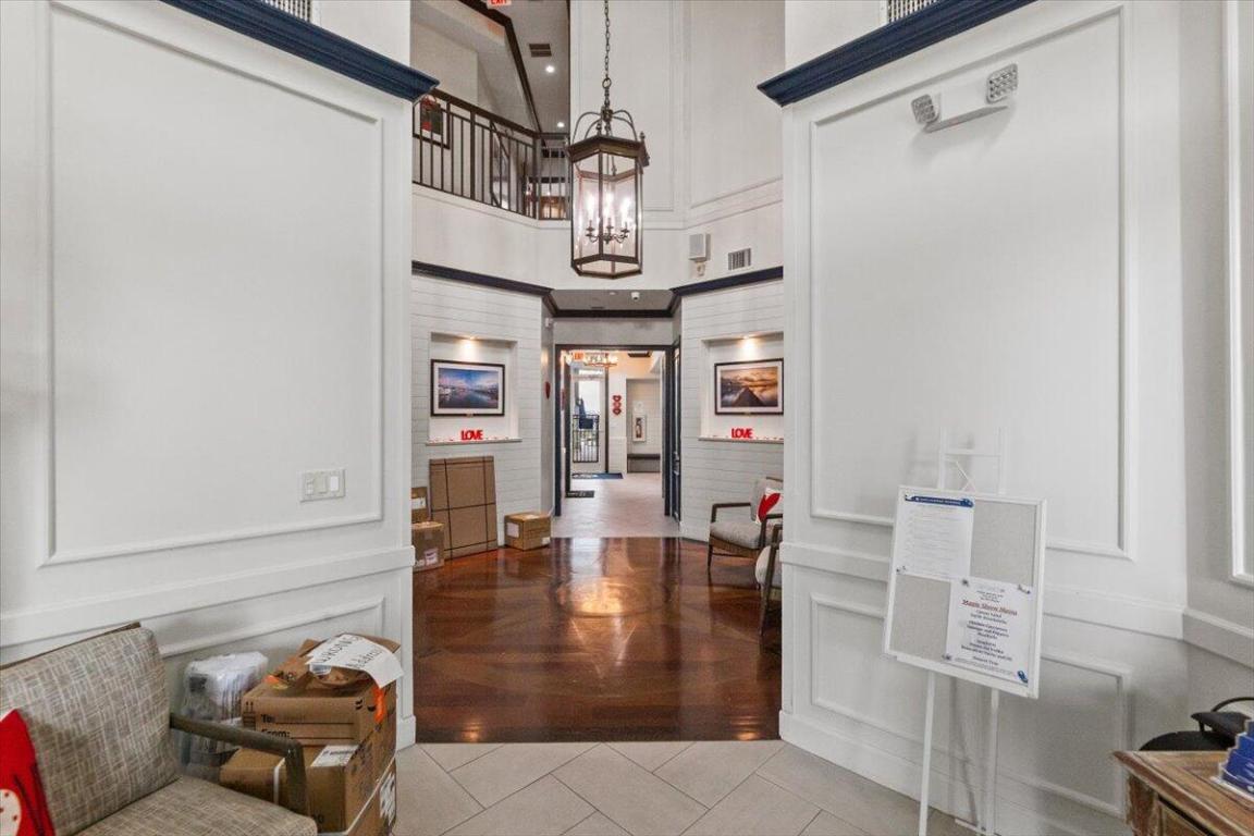 HARBORAGE YACHT CONDO - Residential