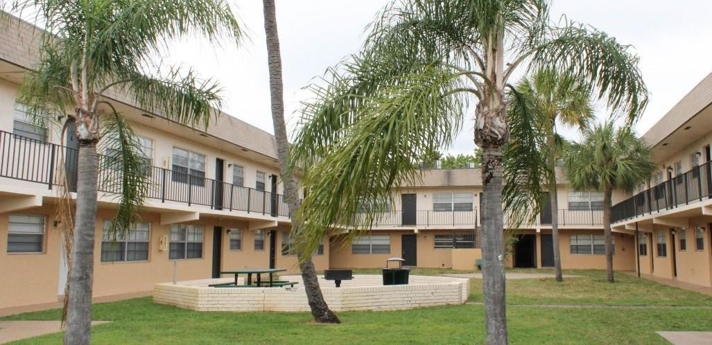 401 NW 34 Street 86-115