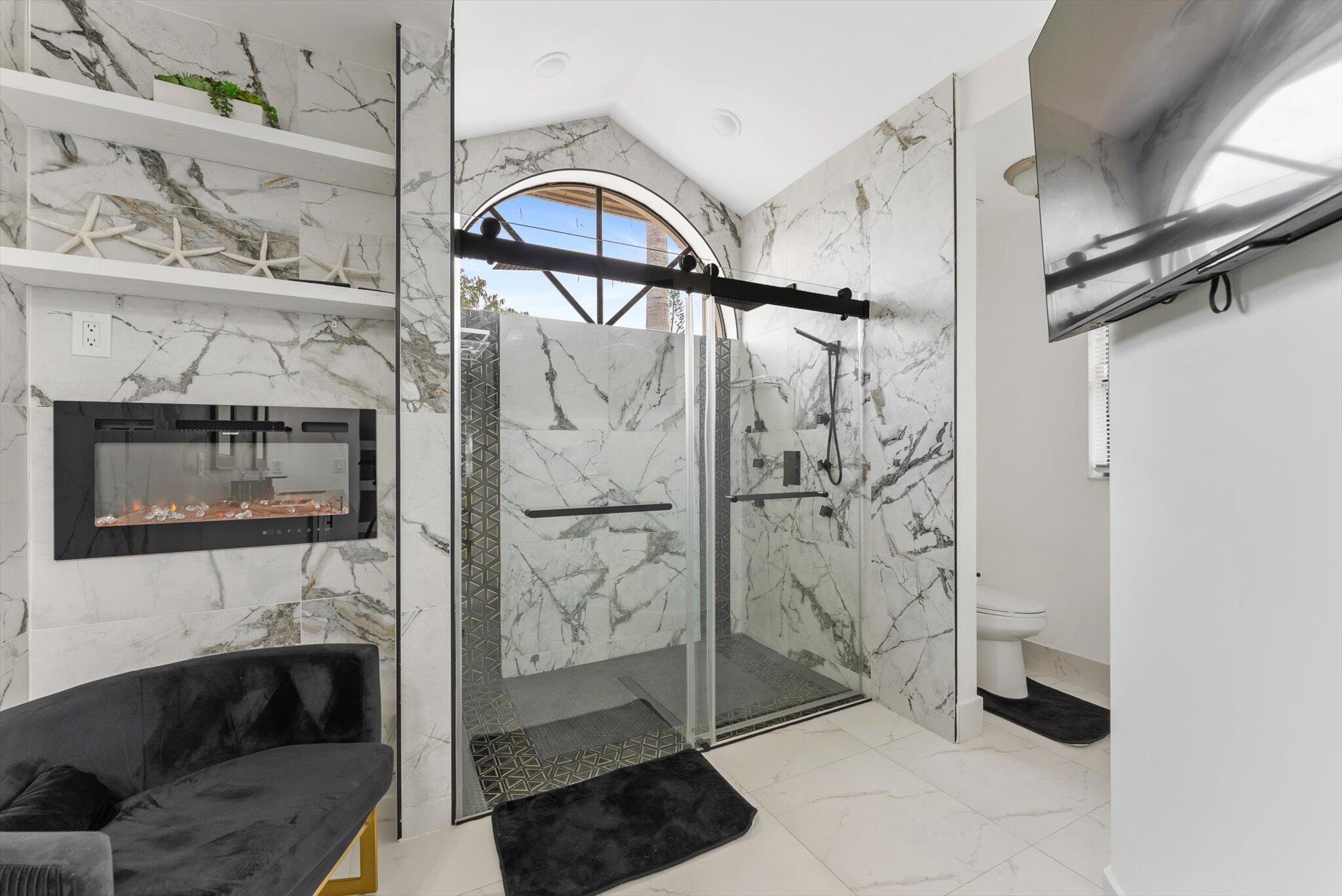 SUGAR POND MANOR OF WELLI - Residential