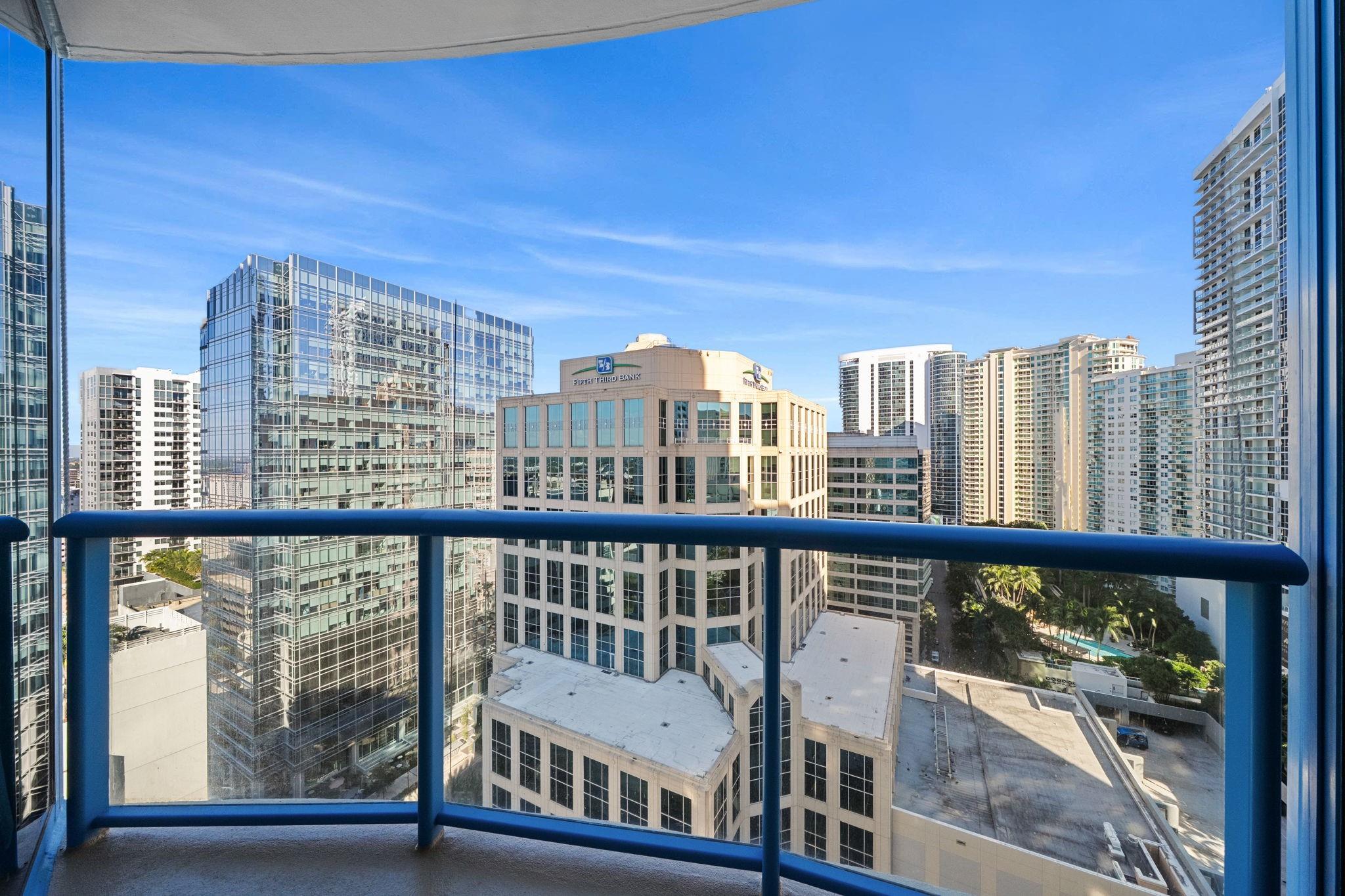 Las Olas River House - Residential