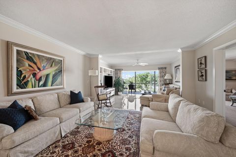 145 Atlantis Boulevard Ph4 Atlantis FL 33462