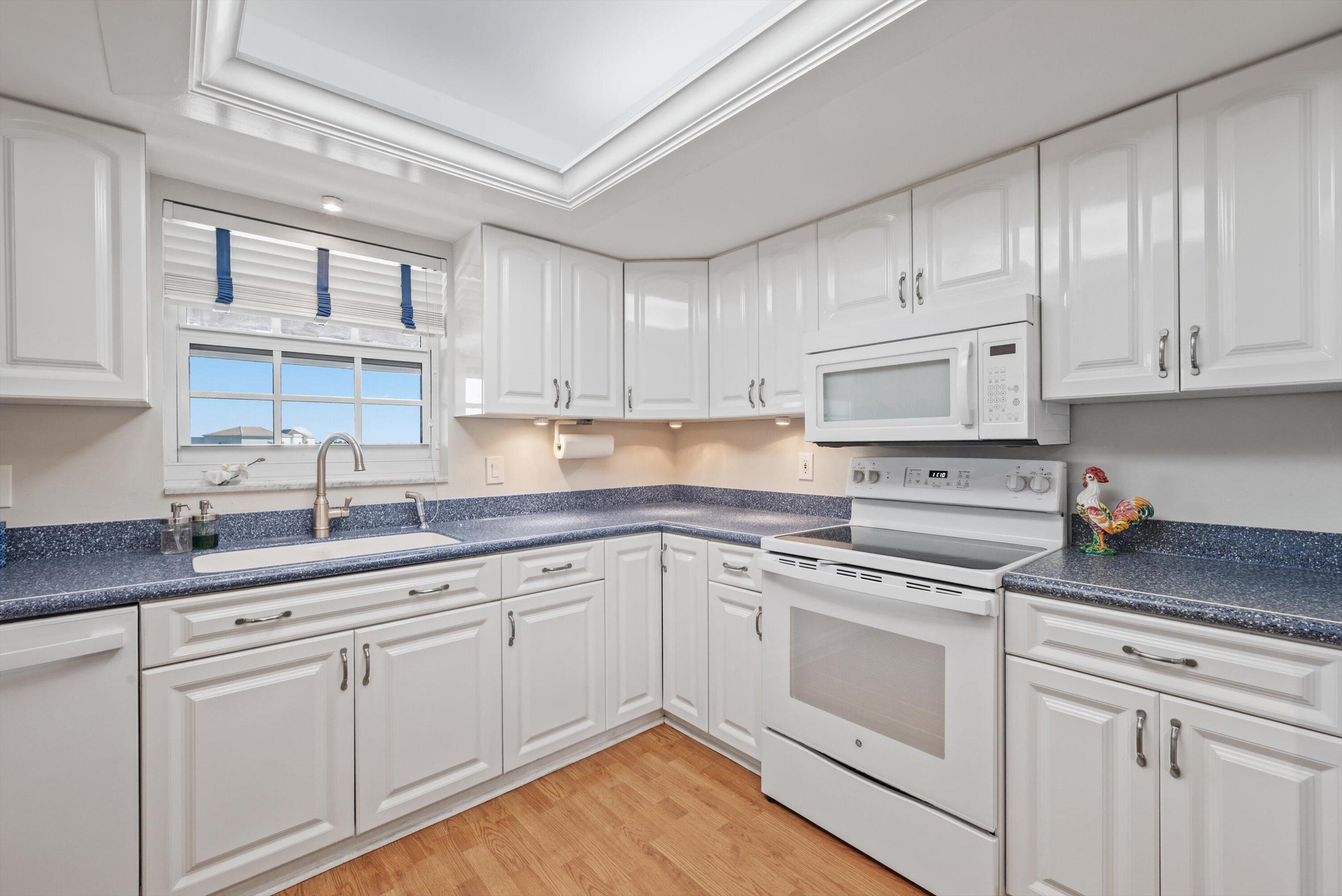 145 Atlantis Boulevard Ph4