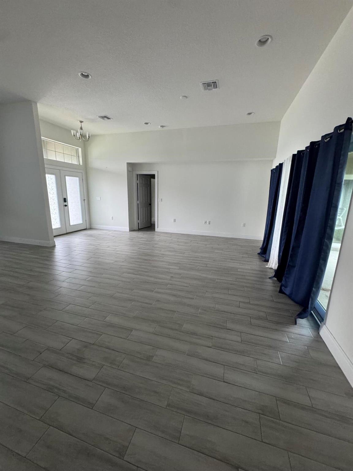 Port Saint Lucie Section - Residential Lease