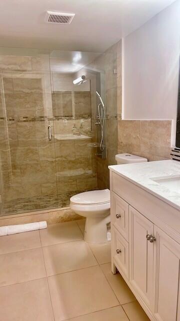 VILLAGES OF ORIOLE DEAUVI - Residential Lease